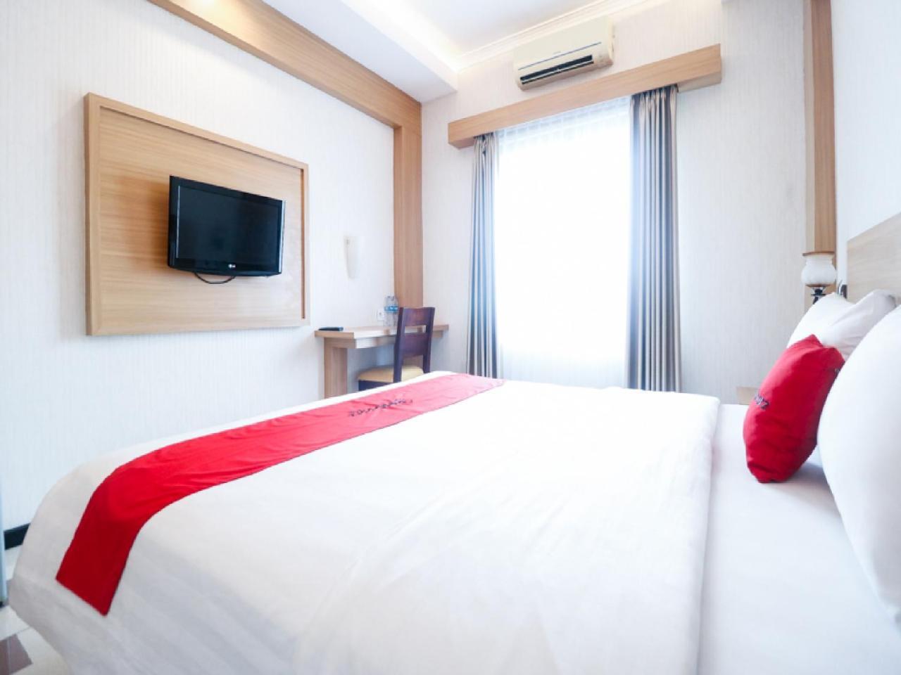 Hotel Reddoorz Near Senopati 2