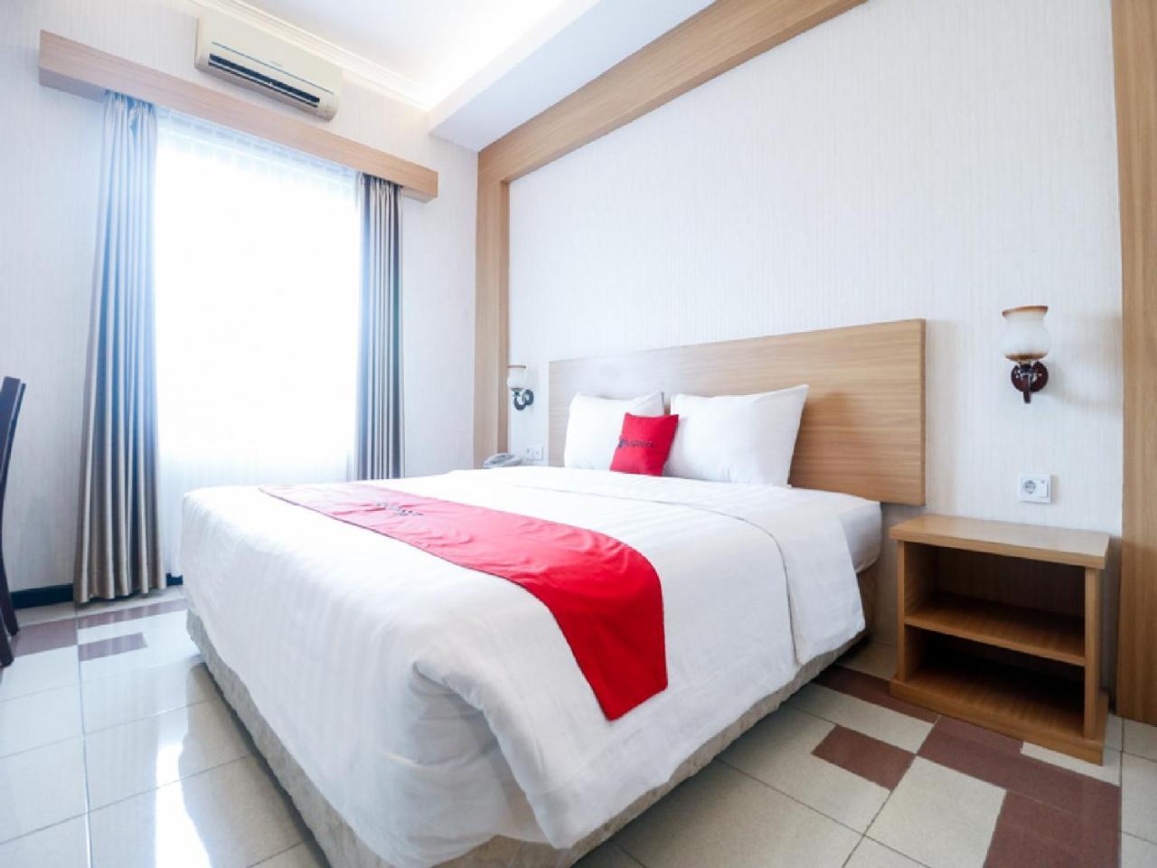 Reddoorz Near Senopati 2 Hotel Jakarta