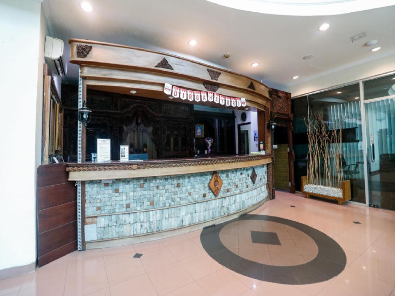 Reddoorz Near Senopati 2 Hotel Jakarta