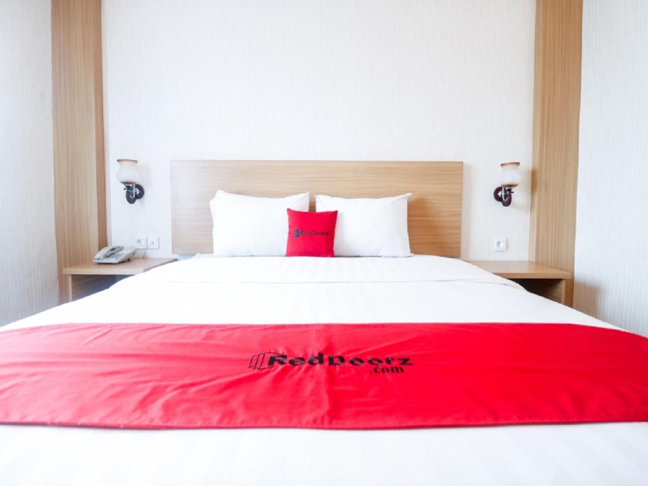 Hotel Reddoorz Near Senopati 2 3*